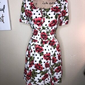 NWT Romeo + Juliet Couture White with Black Polka Dots & Red Poppy’s Dress Sz S